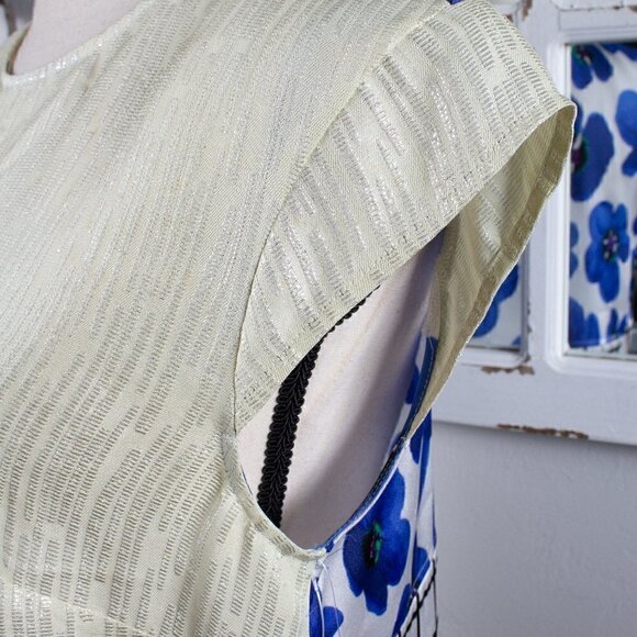 NWT  Lord & Taylor Blouse - Medium - Picture 3 of 7